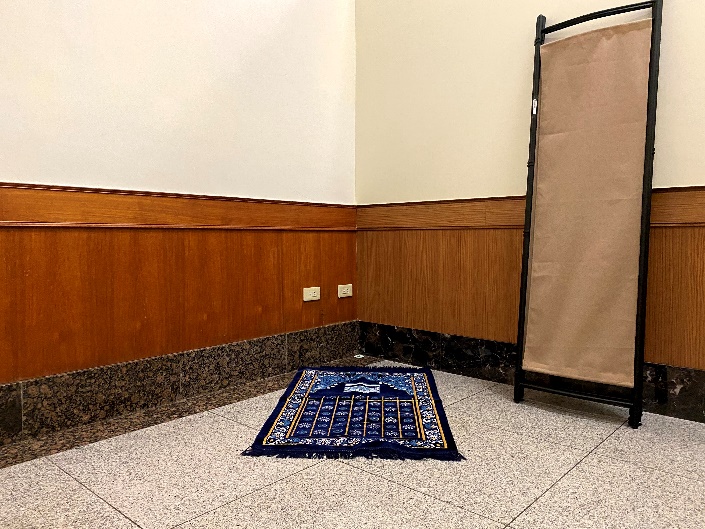 Prayer room at Chiang Kai Shek Memorial Hall